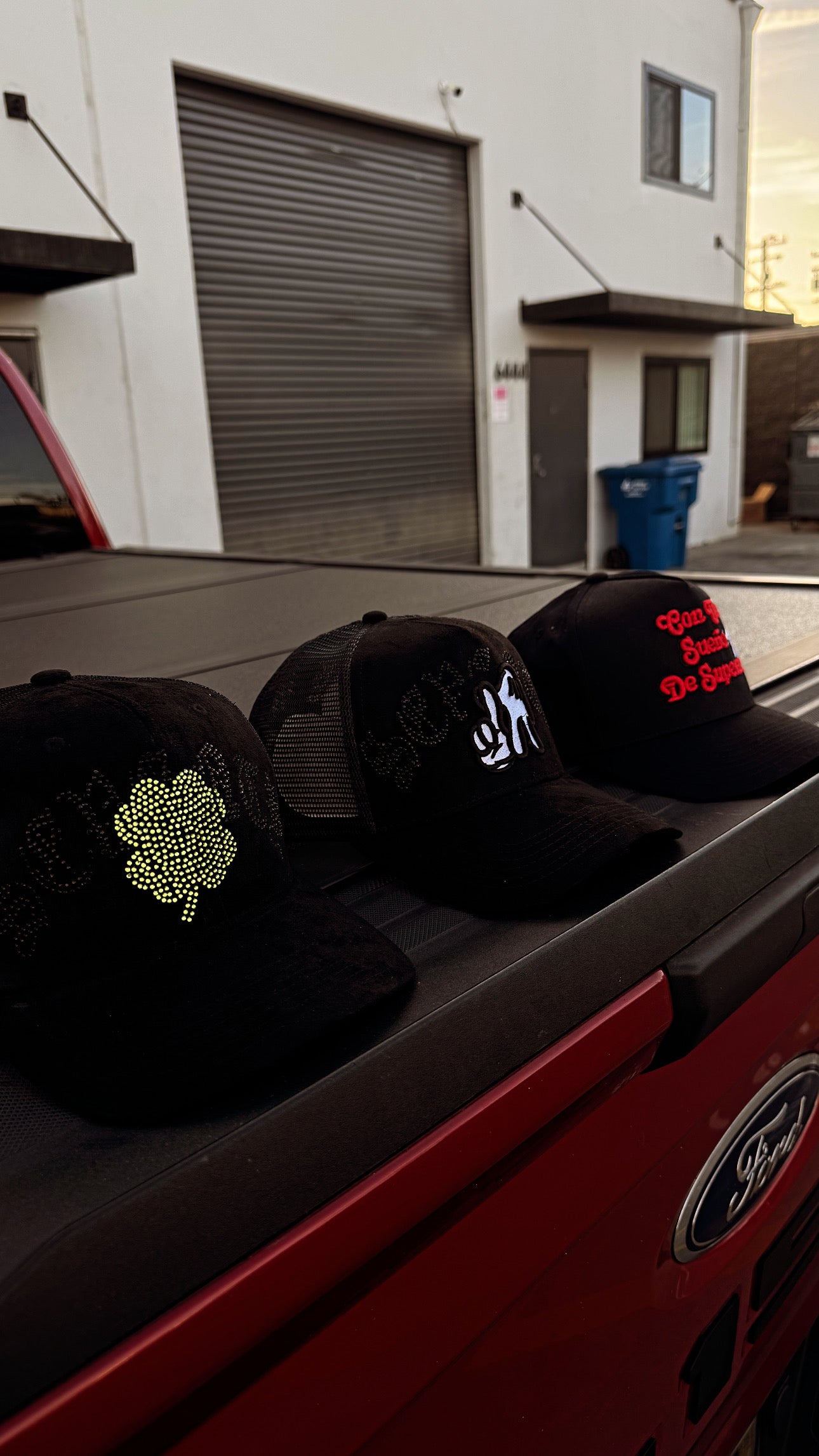 CLOVER Rhinestone Black Cap with Embellished Design and Adjustable Fit